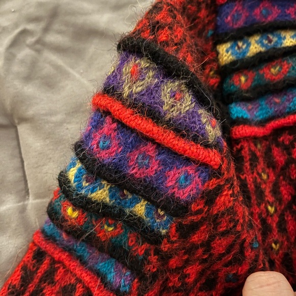 Inti Wool Sweater - Picture 3 of 5